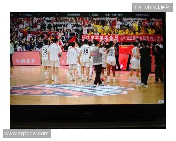 张兆旭的篮球之路：从青涩少年到职业赛场的辉煌历程与未来展望