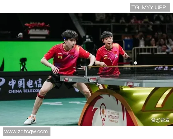 曼彻斯特联队与皇家马德里激战正酣谁将赢得这场巅峰对决