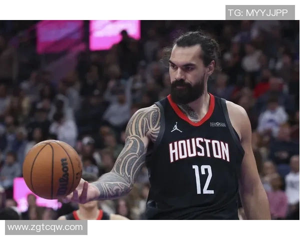 火箭与快船季后赛第六场激战回顾球迷热情高涨赛场精彩纷呈 火箭与快船季后赛第六场激战回顾球迷热情高涨赛场精彩纷呈