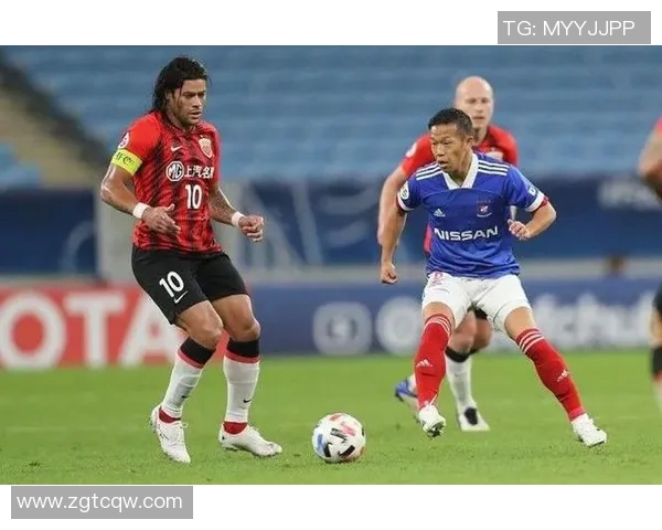 重庆足球队配合变革引发热议探索新战术与团队协作的未来发展 重庆足球队配合变革引发热议探索新战术与团队协作的未来发展