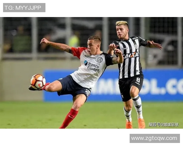 佐高平斯与哥德堡的激烈对决揭示足球战术的精彩碰撞与团队精神的较量