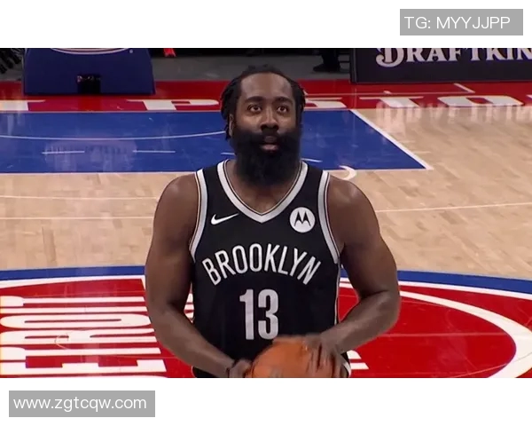 哈登在篮网对阵太阳的比赛中精彩表现得分引发热议